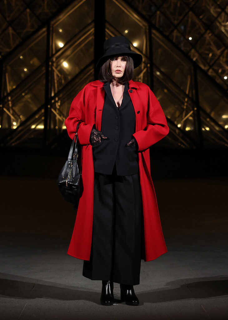 Isabelle Adjani attends the "Le Grand Diner du Louvre" Passage Richelieu Photocall