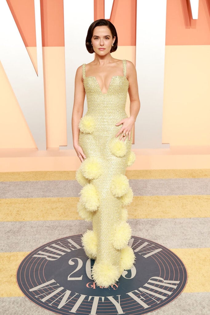 Zoey Deutch attends the 2025 Vanity Fair Oscar Party 