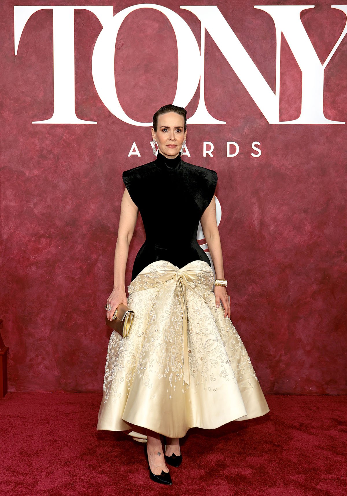 Sarah Paulson Wore Schiaparelli Haute Couture To The 2025 Tony Awards