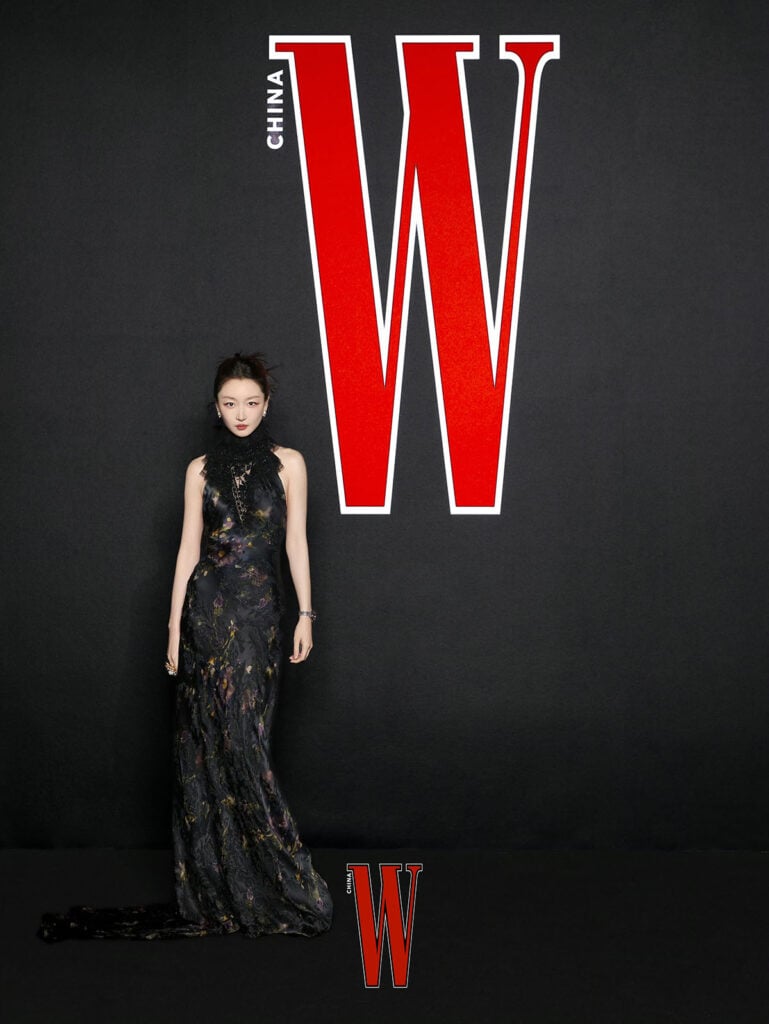 Dongyu Zhou Wore Ralph Lauren Purple Label To The W China Annual Gala 2025