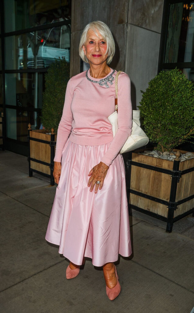 Helen Mirren Wore Carolina Herrera On The Tonight Show Starring Jimmy Fallon pink dress