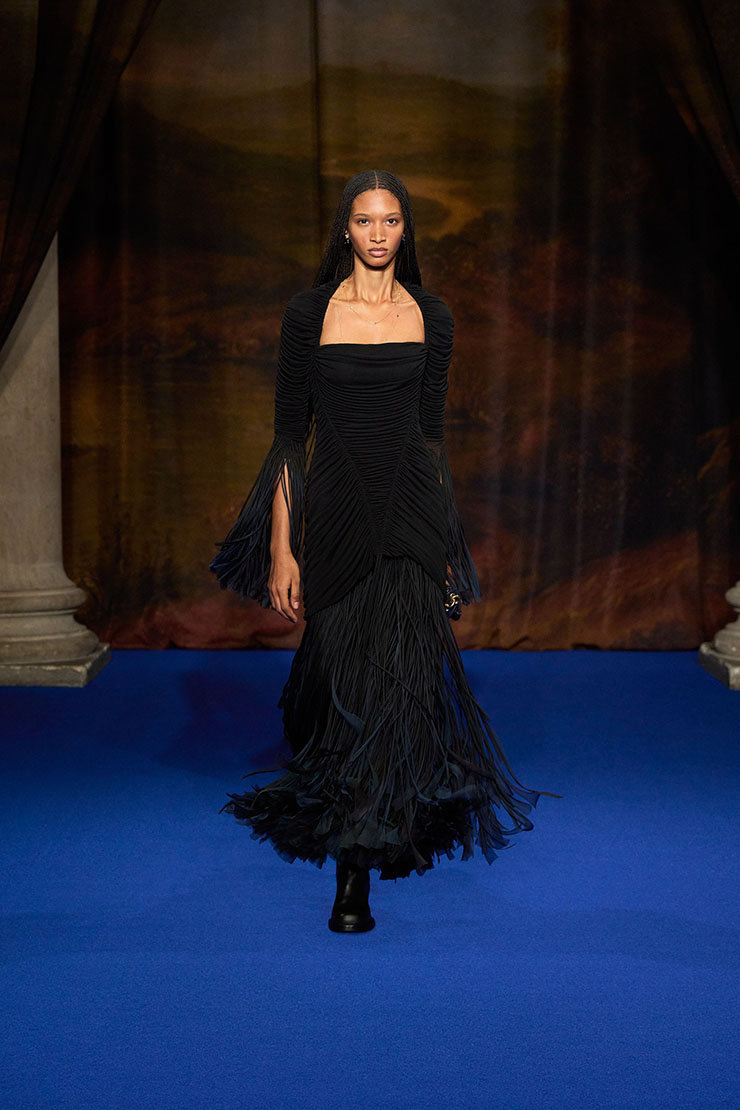 00059-burberry-fall-2025-ready