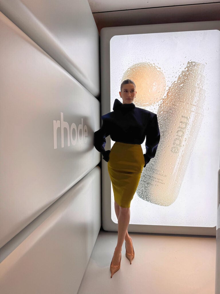 Hailey Bieber attends the Rhode x Sephora launch Hailey Bieber Rhode Sephora, Hailey Bieber Sephora launch, Hailey Bieber Ashi Studio, Hailey Bieber Saint Laurent, Hailey Bieber Donna Karan