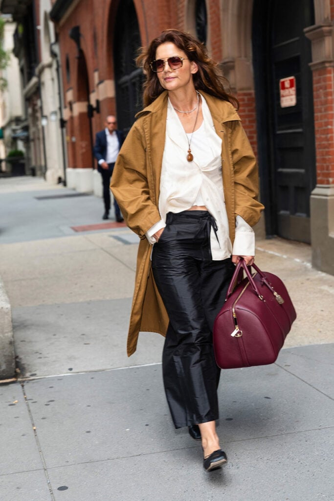 Emily Ratajkowski ALO Voyage Duffel, Katie Holmes ALO bag, Amelia Gray ALO Luxe Bag Collection, ALO $3600 duffel bag, ALO Voyage Daily Duffel