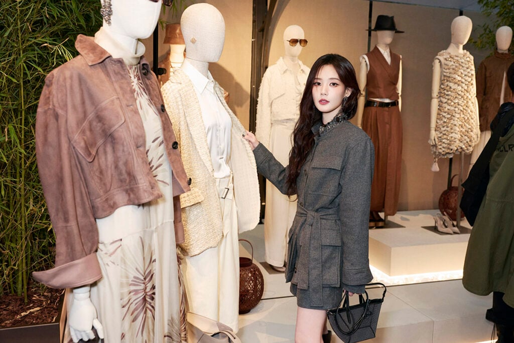 Li Yitong Brunello Cucinelli, Brunello Cucinelli Spring 2026, Li Yitong Milan Fashion Week, Li Yitong jacket dress