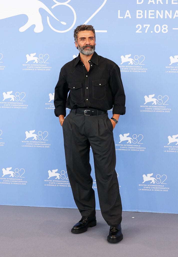 Oscar Isaac attends the "Frankenstein" photocall during the 82nd Venice International Film Festival