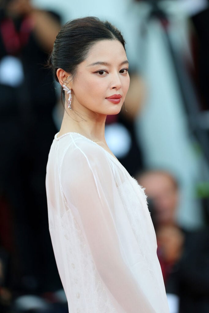 Xin Zhilei 2025 Closing Ceremony  Venice Film Festival, Chanel, Chanel red carpet, Chanel Fall 2025 Haute Couture, Xin Zhilei, Venice Film Festival 2025, Schiaparelli, Chanel, Zoe Saldana, red carpet fashion, best actress