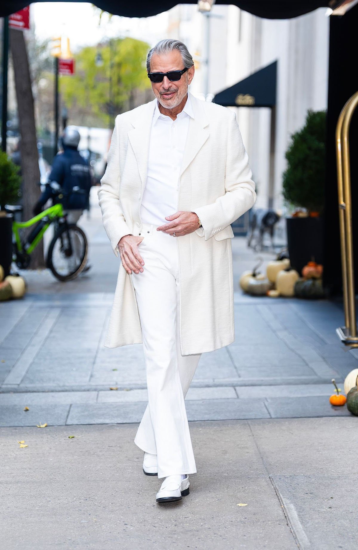 Jeff Goldblum’s Final ‘Wicked: For Good’ Press Tour Looks