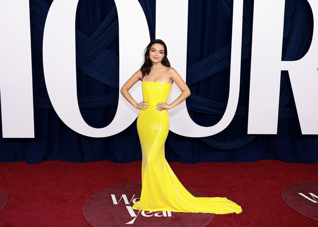 Rachel Zegler Wore Alex Perry To The 2025 Glamour Women of the Year Awards, Rachel Zegler, Alex Perry Pre-Fall 2025, Glamour Women of the Year red carpet, celebrity red carpet style, yellow gown