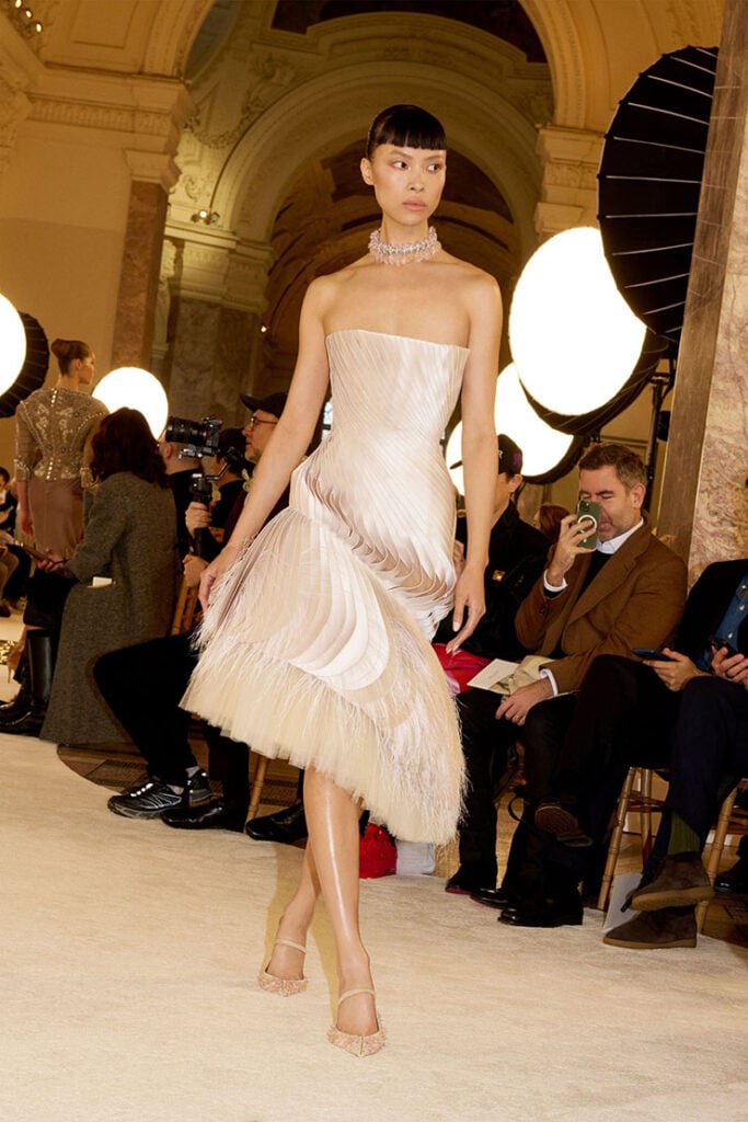 Emily In Paris' Venice Photocall - Red Carpet Fashion Awards