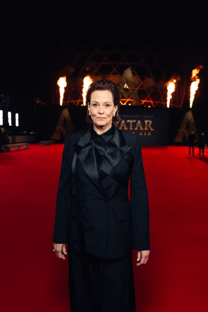 Sigourney Weaver Wore McQueen To The 'Avatar: Fire And Ash' European Premiere, Sigourney Weaver, Avatar Fire And Ash European premiere, Sigourney Weaver McQueen, McQueen custom tuxedo, Boulogne-Billancourt red carpet, Avatar Fire And Ash red carpet, Sigourney Weaver fashion, McQueen red carpet, European premiere style
