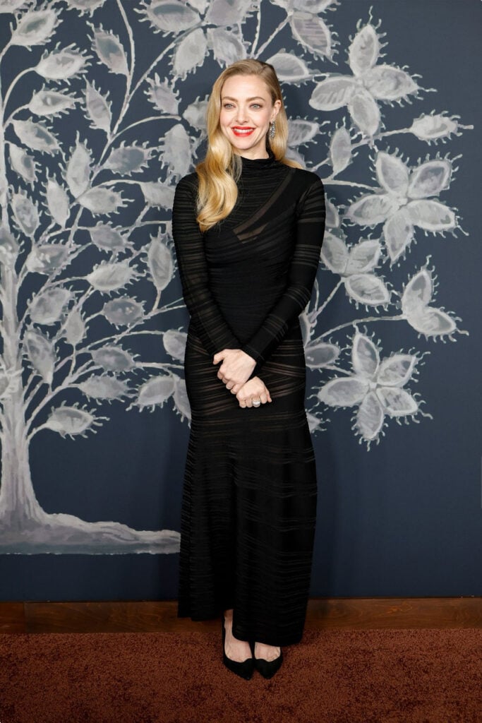 The Testament Of Ann Lee Los Angeles premiere red carpet, Thomasin McKenzie Rodarte Fall 2025, Amanda Seyfried Giorgio Armani, Stacy Martin Louis Vuitton High Jewelry, Lewis Pullman Valentino Cruise 2026, Mona Fastvold Prada, Celia Rowlson Hall Miu Miu Holiday 2025