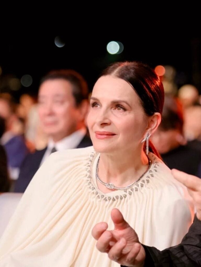 Juliette Binoche, Hainan Island International Film Festival, Schiaparelli Fall 2025, Juliette Binoche red carpet, Schiaparelli cape dress, international film festival red carpet, In-I In Motion