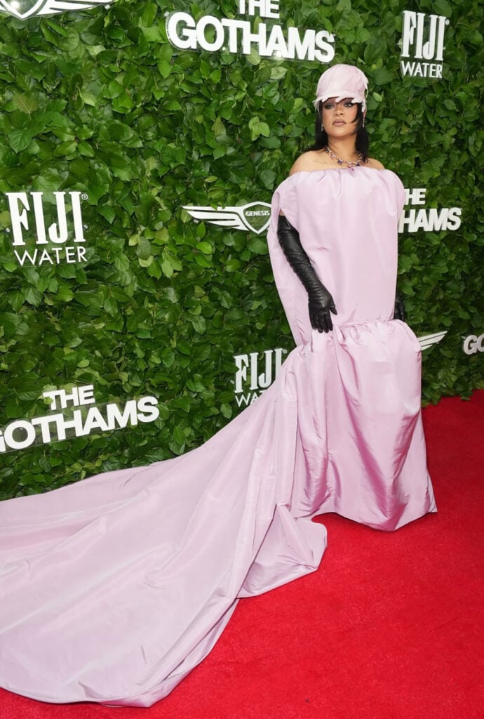 Rihanna Wore Balenciaga To The 2025 Gotham Film Awards, Rihanna, Balenciaga Spring 2026, Pierpaolo Piccioli Balenciaga, 2025 Gotham Film Awards red carpet, Rihanna Balenciaga pink dress, Balenciaga cape gown, Balenciaga runway 2026, Rihanna fashion critique