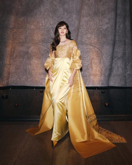 Lisa Manoban Debuts Balmain Couture as Thailand Ambassador - Red Carpet ...