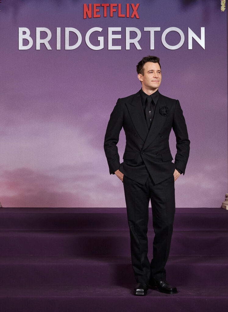 Luke Thompson Bridgerton Season 4 Paris premiere, Luke Thompson red carpet look, Bridgerton Paris premiere menswear, black suit red carpet men, menswear accessories red carpet