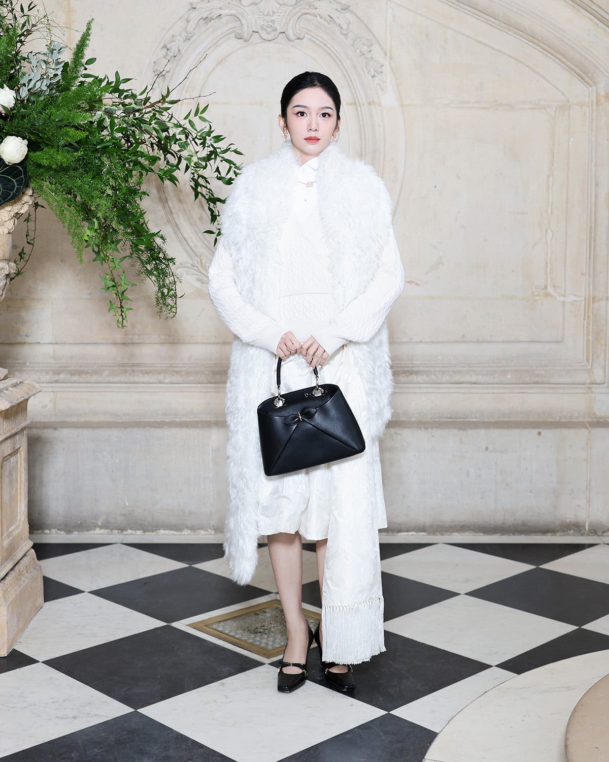 ZHOU YE PHOTOCALL (1)_4x5