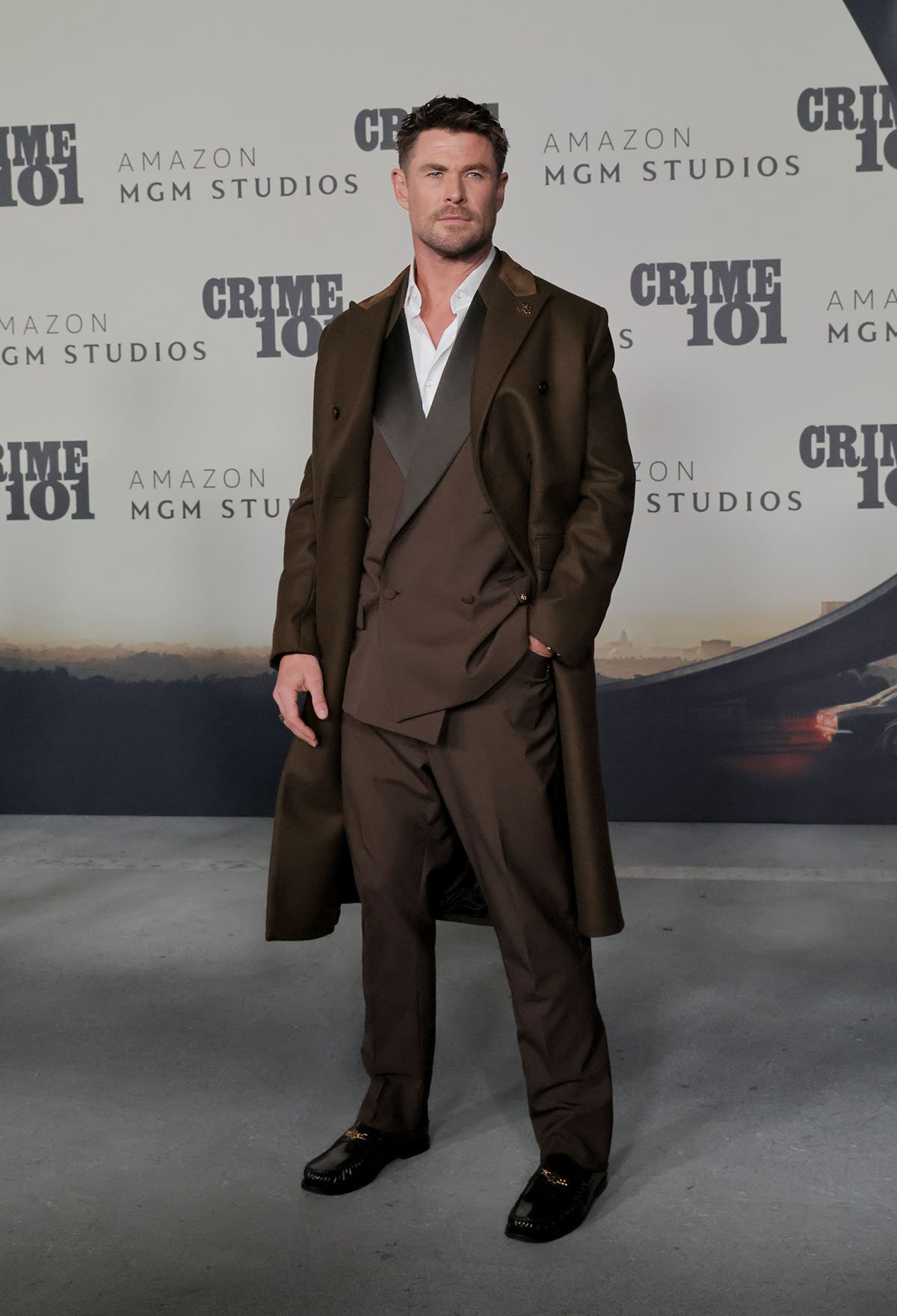 Chris Hemsworth Wore AMIRI To The ‘Crime 101’ LA Premiere