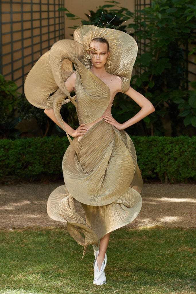 Diane Kruger Le Grand Dîner du Louvre
Diane Kruger Louvre dinner Paris
Diane Kruger Le Grand Dîner du Louvre 2026
Diane Kruger Paris fashion event red carpet
Le Grand Dîner du Louvre red carpet
Le Grand Dîner du Louvre Paris fashion event
Le Grand Dîner du Louvre celebrity style
Le Grand Dîner du Louvre Paris red carpet fashion
Iris van Herpen Le Grand Dîner du Louvre
Iris van Herpen Haute Couture Paris event
Iris van Herpen sculptural couture gown
Iris van Herpen Fall 2025 Haute Couture red carpet
