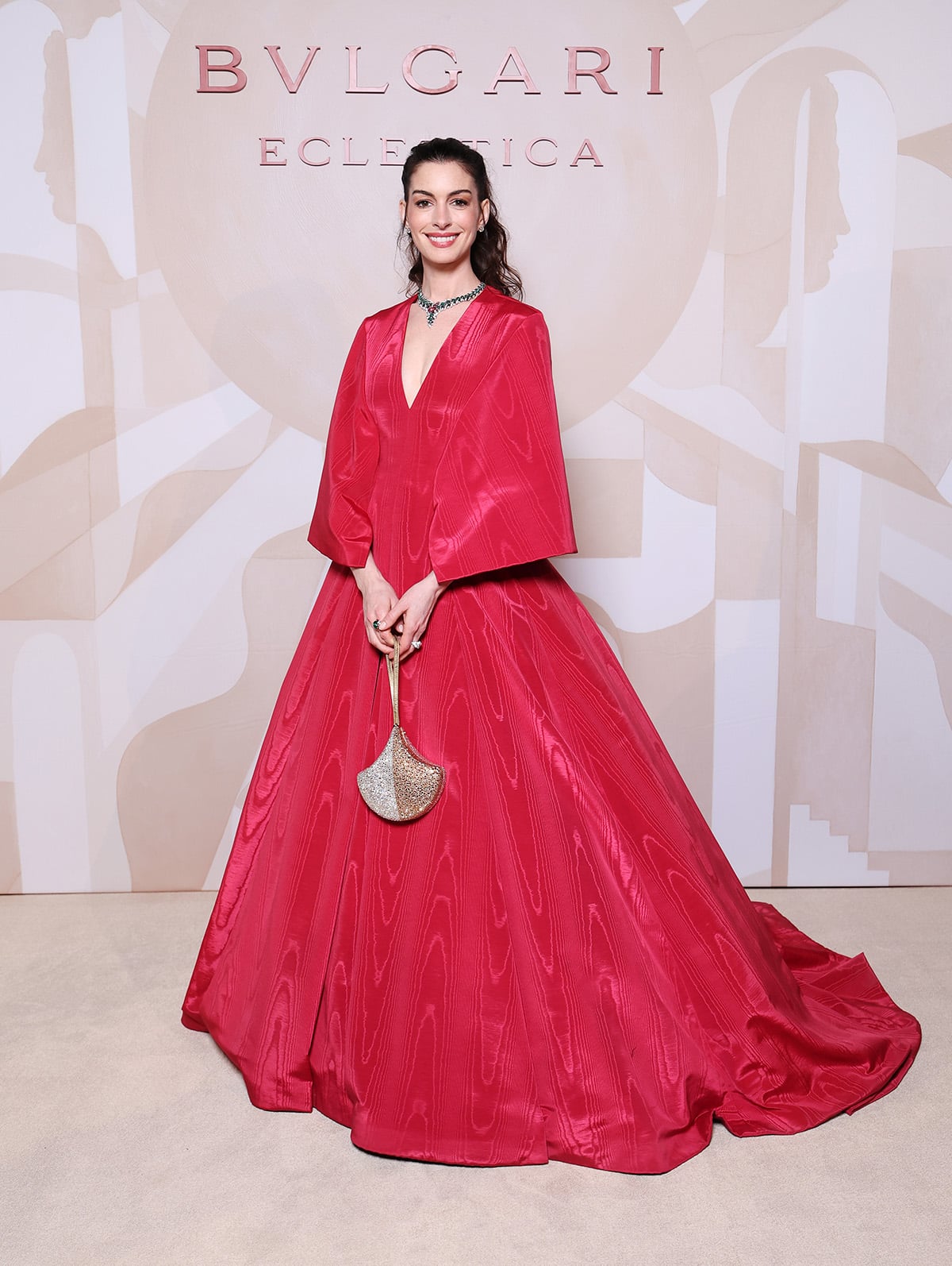 Anne Hathaway Wore Valentino Haute Couture To The Bvlgari Eclettica High Jewelry Event