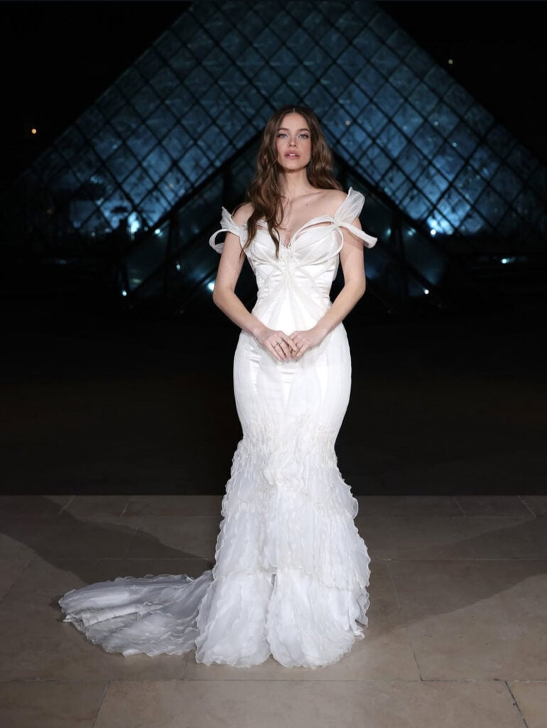 Barbara Palvin Le Grand Dîner du Louvre, Barbara Palvin Louvre Dinner Paris red carpet, Barbara Palvin Paris fashion event Louvre dinner, Le Grand Dîner du Louvre red carpet Barbara Palvin, Iris van Herpen Barbara Palvin couture gown, Iris van Herpen Fall 2025 Haute Couture Barbara Palvin