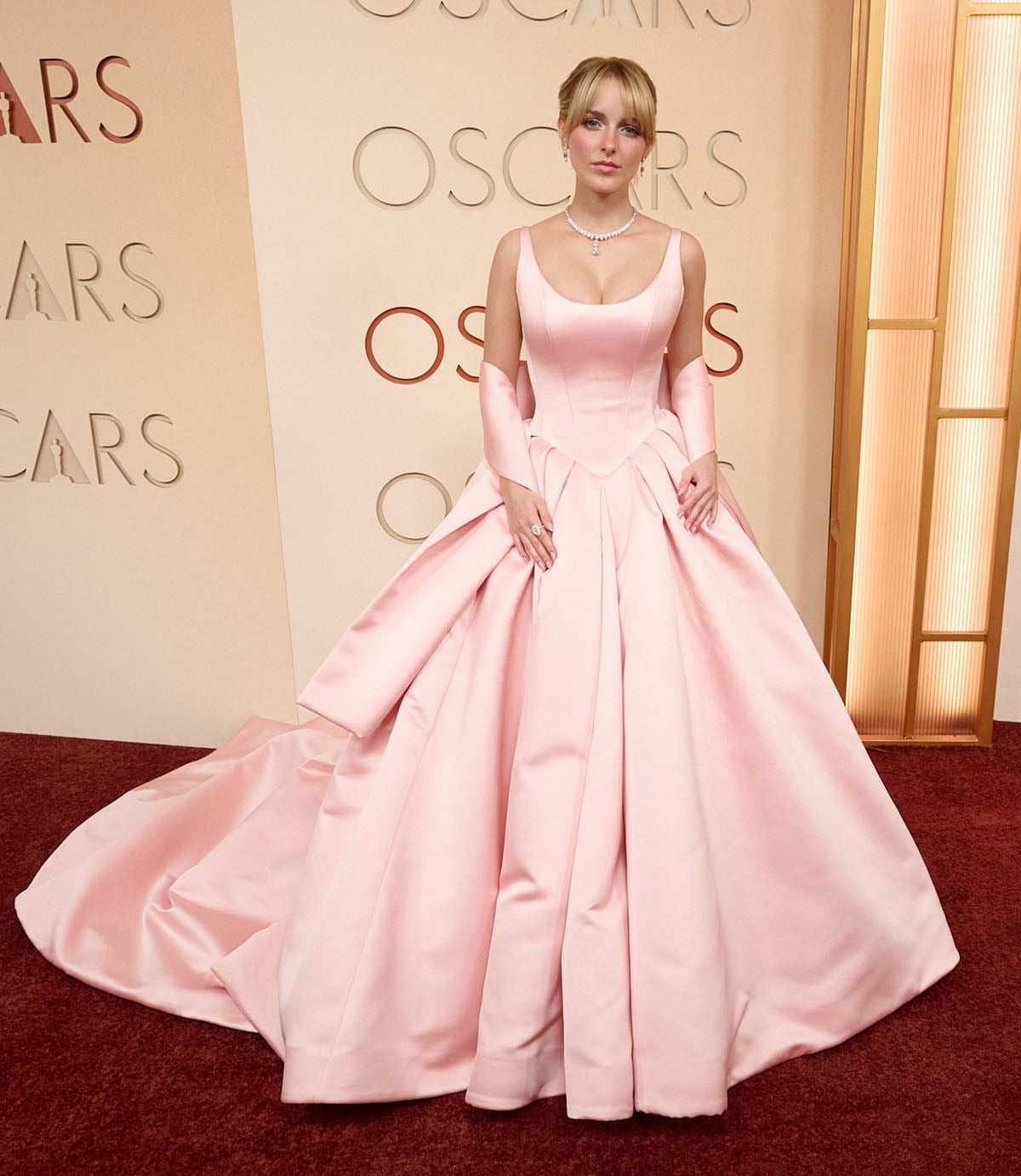 Mckenna Grace Wore Vera Wang Haute To The 2026 Oscars