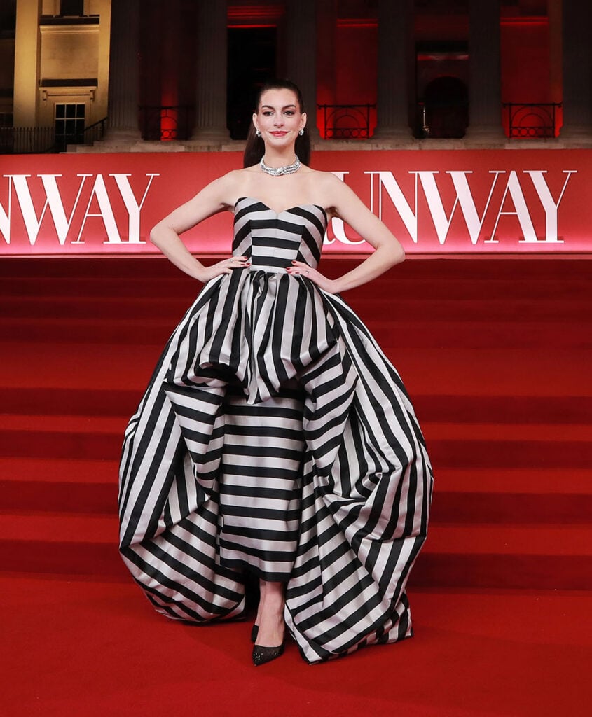 Anne Hathaway In Louis Vuitton At Runway Gala - Red Carpet Fashion Awards Anne Hathaway In Louis Vuitton At Runway Gala - Red Carpet Fashion Awards