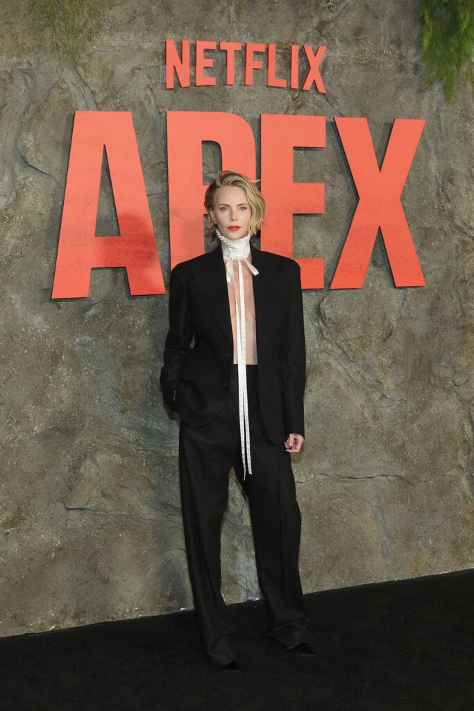 Charlize Theron Apex New York Premiere
Charlize Theron Apex Red Carpet
Apex New York Premiere Red Carpet Charlize Theron
Dior Charlize Theron Apex Premiere
Charlize Theron Dior suit Apex New York
Dior Apex New York Premiere Charlize Theron