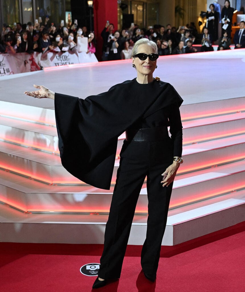 Meryl Streep The Devil Wears Prada 2 Seoul Premiere
Meryl Streep Red Carpet Seoul Premiere
Celine Meryl Streep Seoul Premiere
Celine Red Carpet Celebrity 2026
Meryl Streep Celine Tailoring Seoul
The Devil Wears Prada 2 Fashion Seoul
Meryl Streep Style Press Tour 2026
Celine Celebrity Styling Seoul Premiere