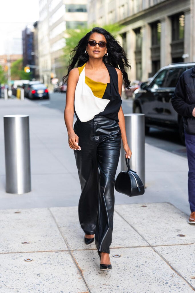 Simone Ashley The Devil Wears Prada 2 press tour
The Devil Wears Prada 2 press tour fashion
Simone Ashley red carpet style Prada 2
Balenciaga Simone Ashley press junket
Gauchère Fall 2026 Simone Ashley Good Morning America
Nomia Spring 2026 Simone Ashley Live with Kelly and Mark
Chloé Spring 2001 Simone Ashley Miami photocall
Simone Ashley archival fashion looks
Prada 2 Miami photocall style
Celebrity press tour fashion 2026