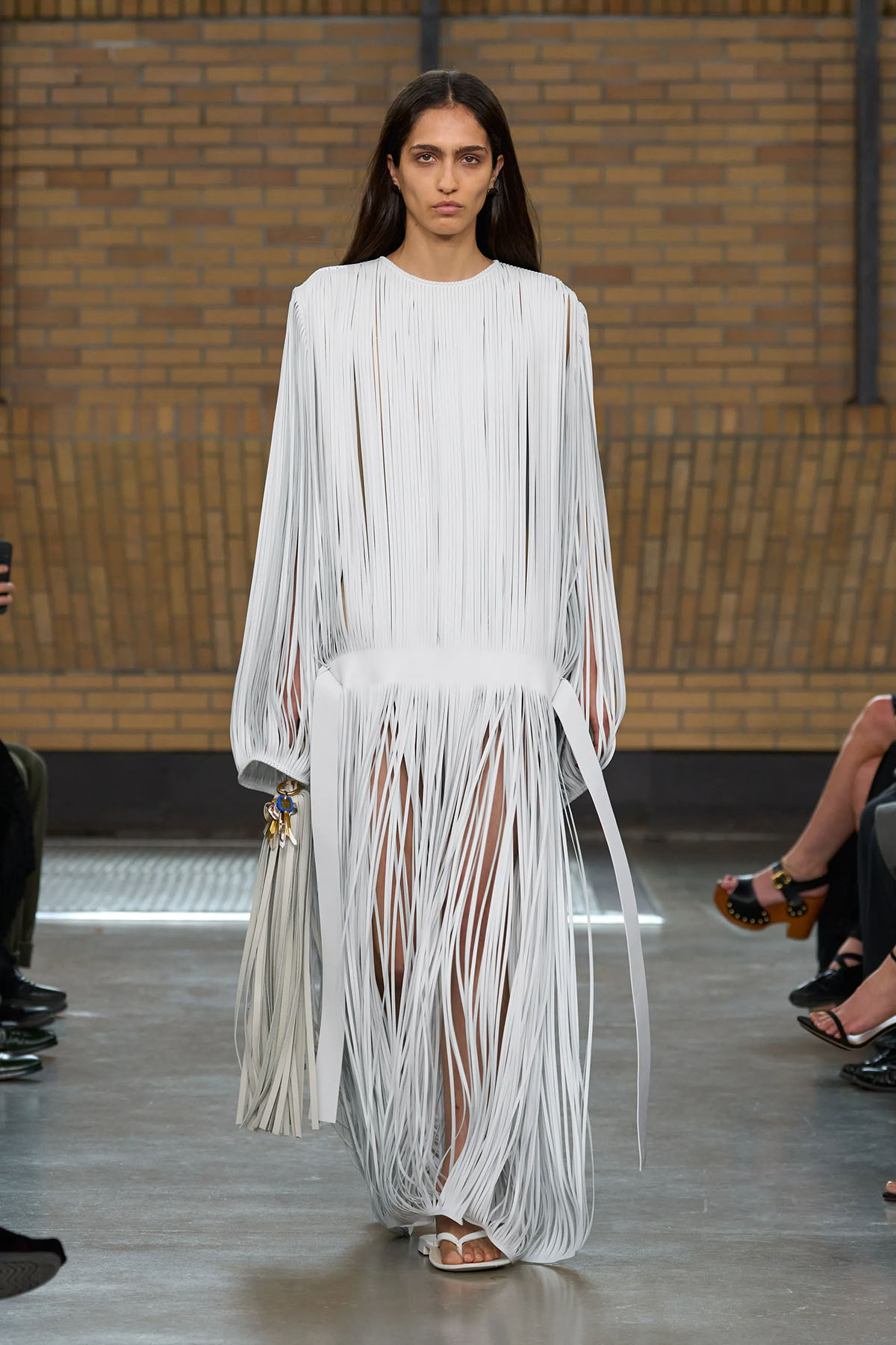 Solange Knowles Returns In Calvin Klein Collection - Red Carpet