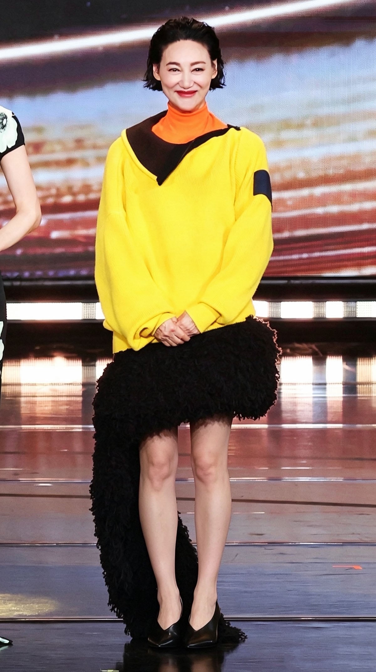 Kara Wai & Jiang Qiming Wore Loewe To The 2026 Weibo Film’s Night