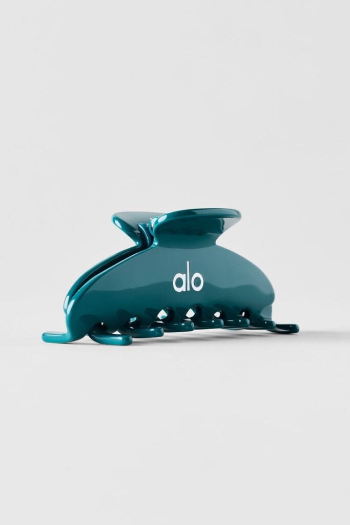 The Smart Way to Shop Alo Yoga's Summer Drops: A Price-First Guide