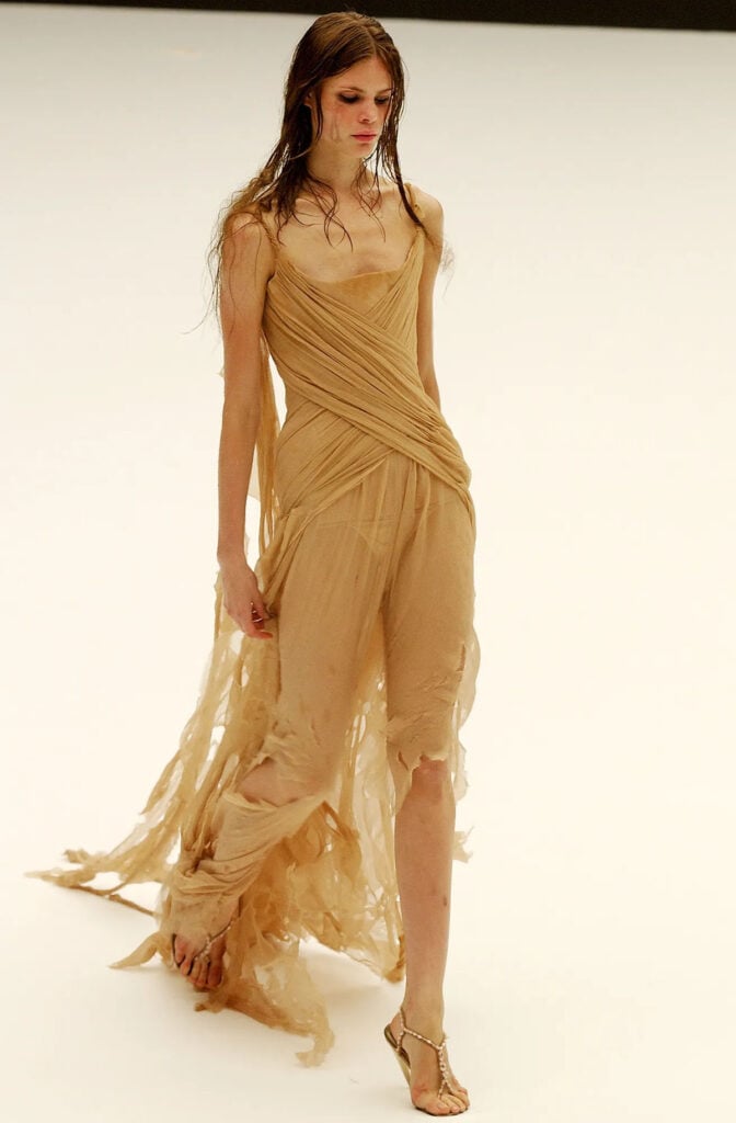 Alexander McQueen Spring 2003 runway look featuring the draped design worn by Carlacia Grant at the ‘Outer Banks’ event.