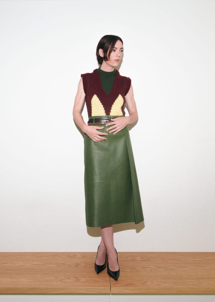 Victoria Luengo wearing Marni with black Casadei pumps for the El Ser Querido photocall at Espacio Movistar