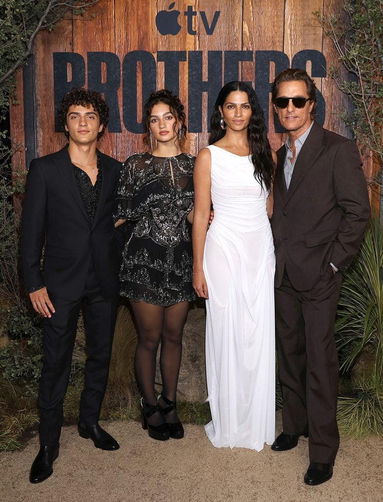 Matthew McConaughey and Camila Alves McConaughey with their children Levi and Vida at the Brothers premiere in Los Angeles.