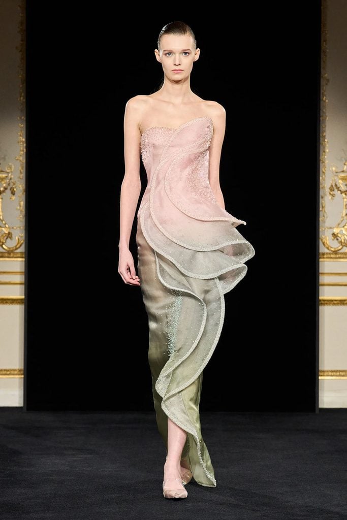 Giorgio Armani Privé Spring 2026 runway gown with sculptural crystal-trimmed ruffles that inspired Kate Hudson's custom gala look