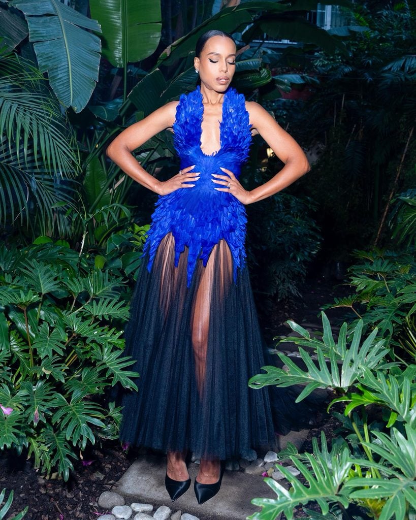 Kerry Washington in a cobalt feather Georges Chakra Couture dress ahead of the ‘Animals’ fan event in Mexico City.